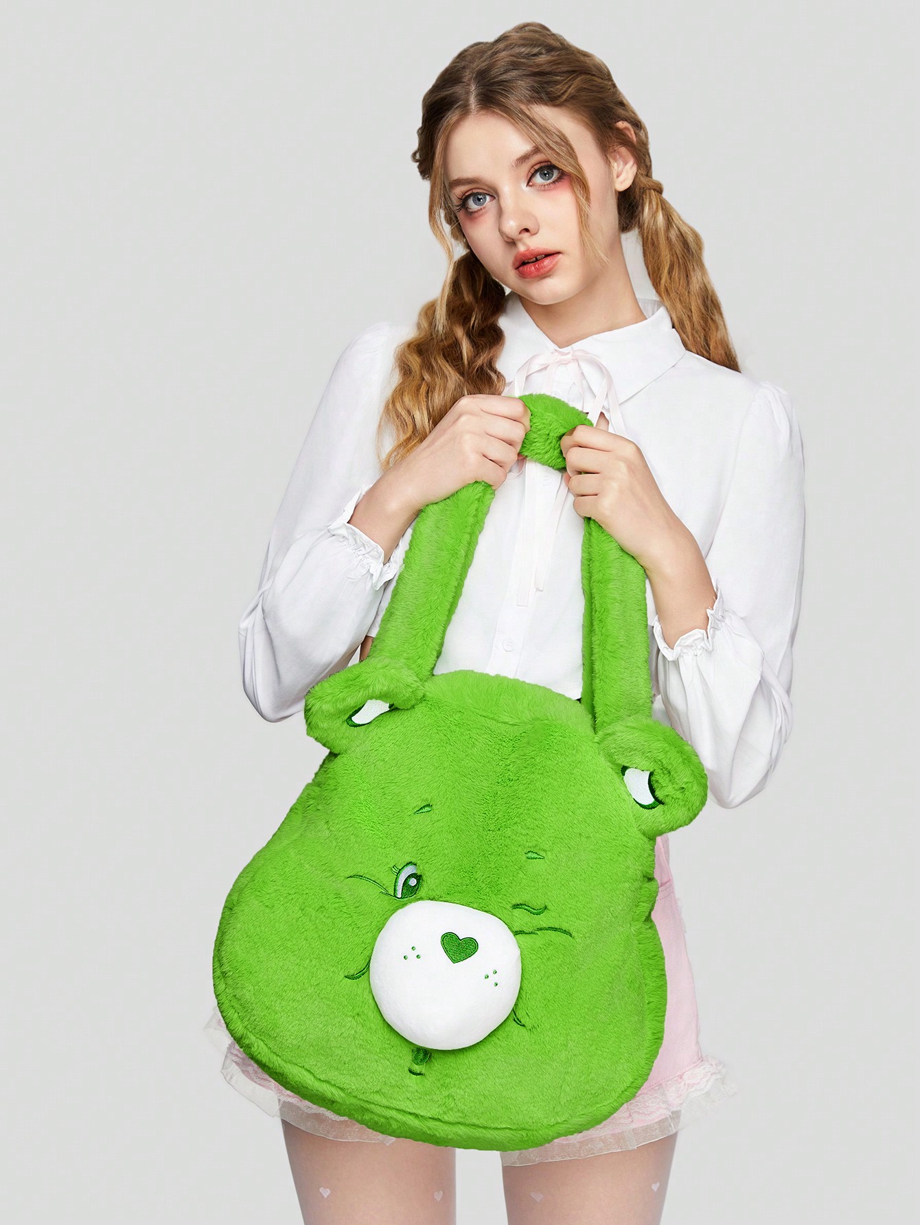 цена ROMWE X Care Bears Collaboration Светло-розовая плюшевая большая сумка на одно плечо, зеленый