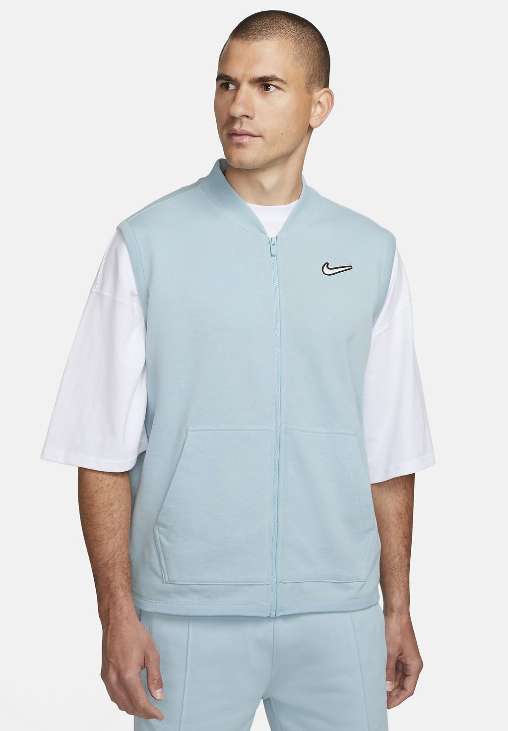 

Жилет Nike