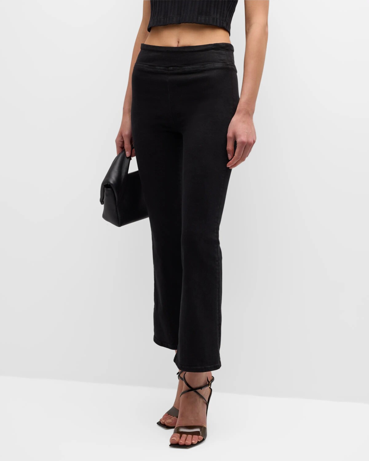 

Укороченные джинсы Jetset Mini Bootcut FRAME, цвет Sheen Noir
