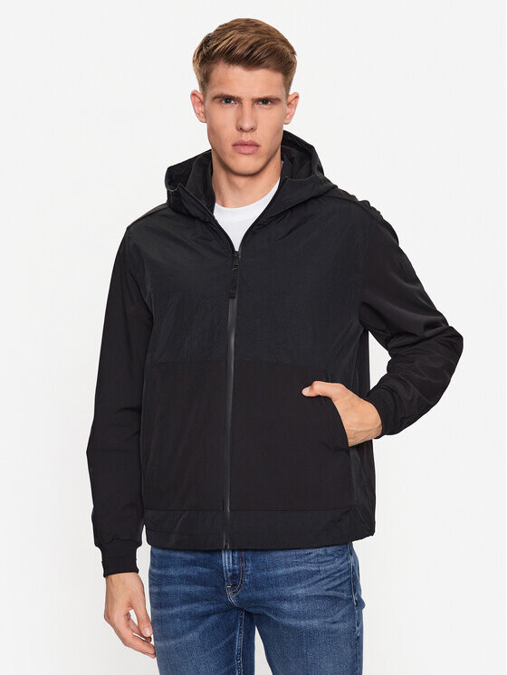 

Переходная куртка стандартного кроя Calvin Klein, черный