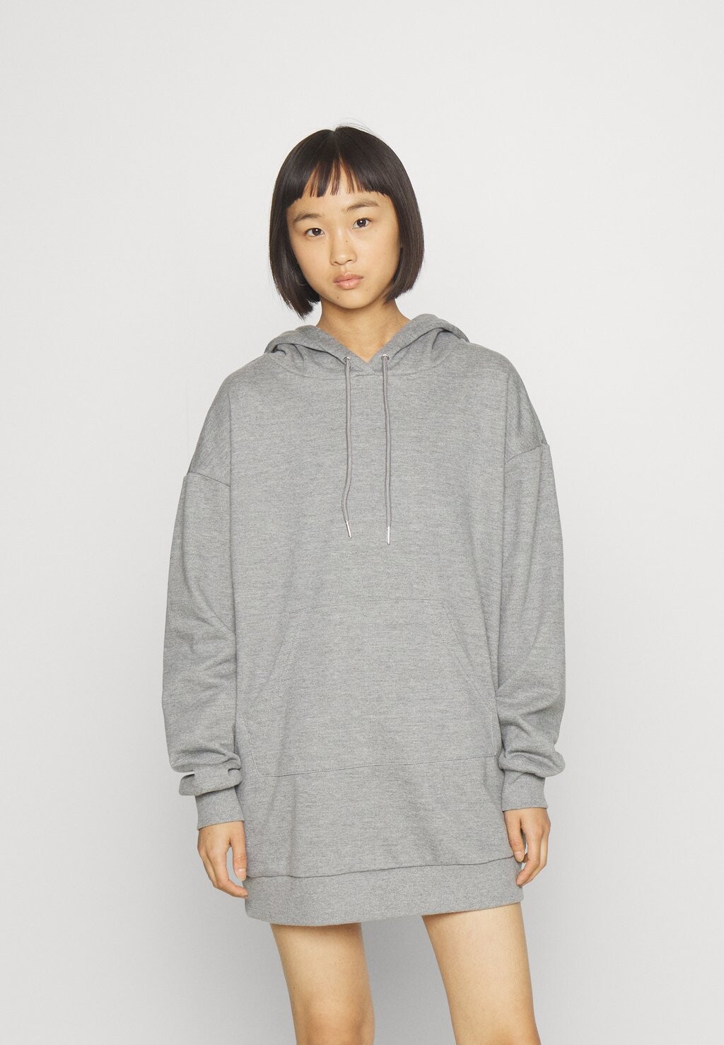 

Дневное платье ONLJODA EVERY HOODIE DRESS ONLY Petite, цвет medium grey