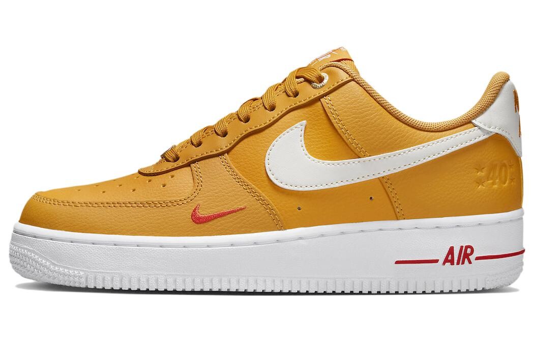 

Кроссовки женские Nike Air Force 1 Low '07 SE 40th Anniversary, желтый охра