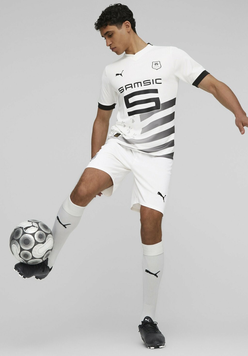 

Футболка Stade Rennais Fc 23 24 Aus Wärt Puma, цвет white black