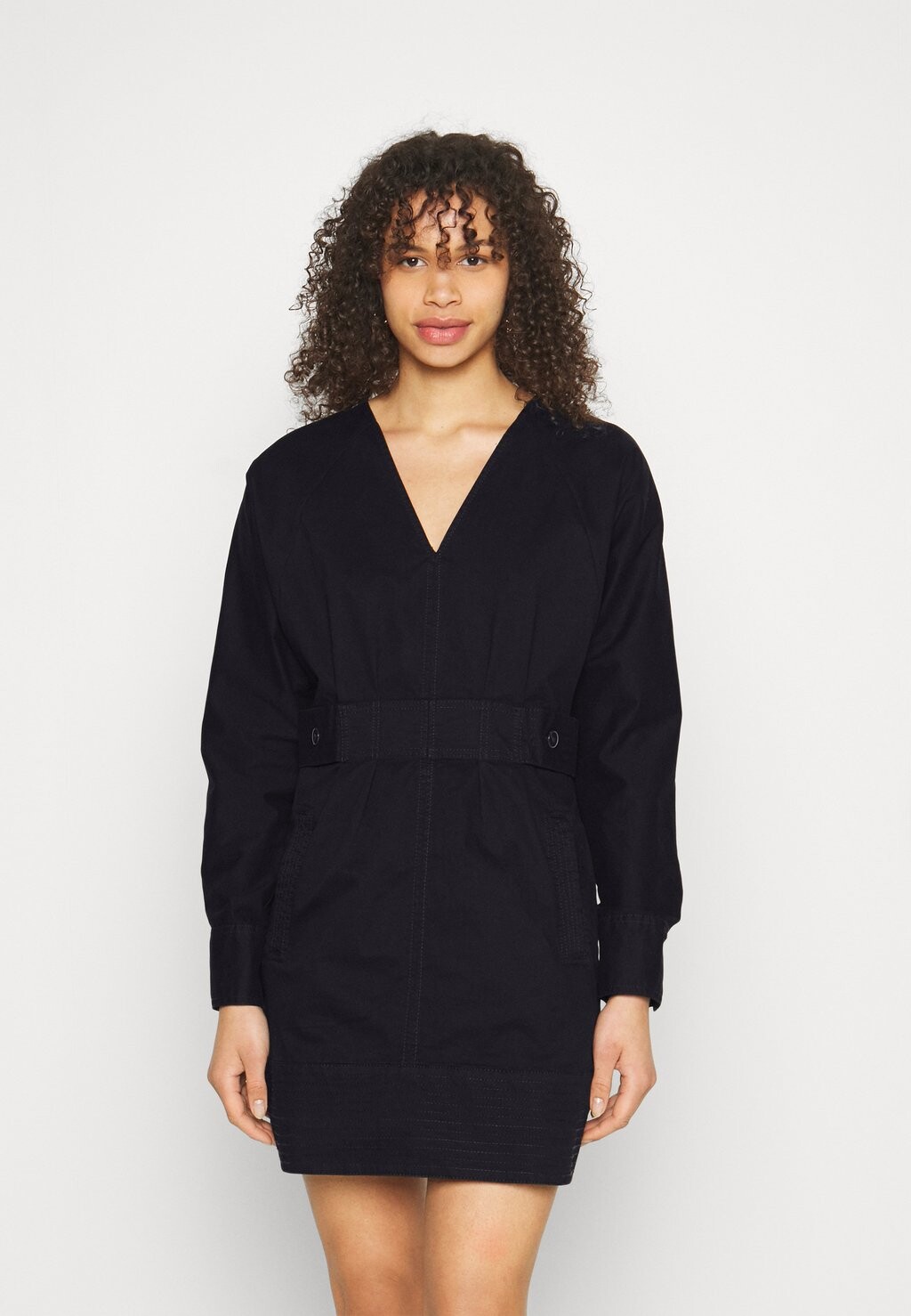 

Повседневное платье Banana Republic, черный