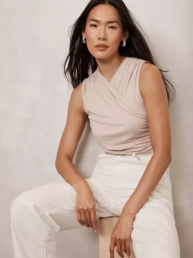 

Топ Mint Velvet Draped Front, цвет light pink