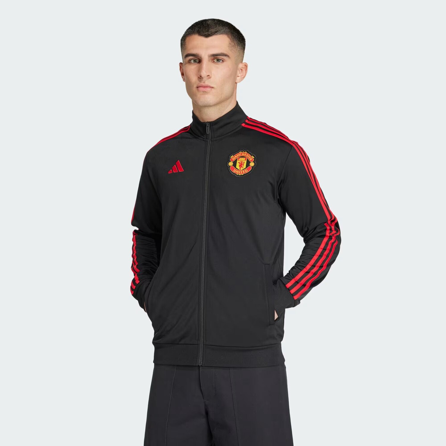 

Спортивная футболка Manchester United DNA Adidas, цвет Black