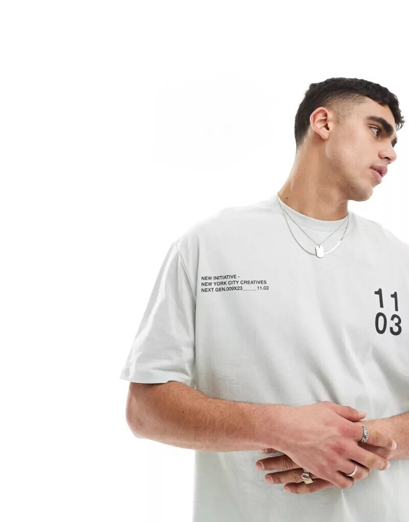

Серая футболка оверсайз с текстовым принтом ASOS