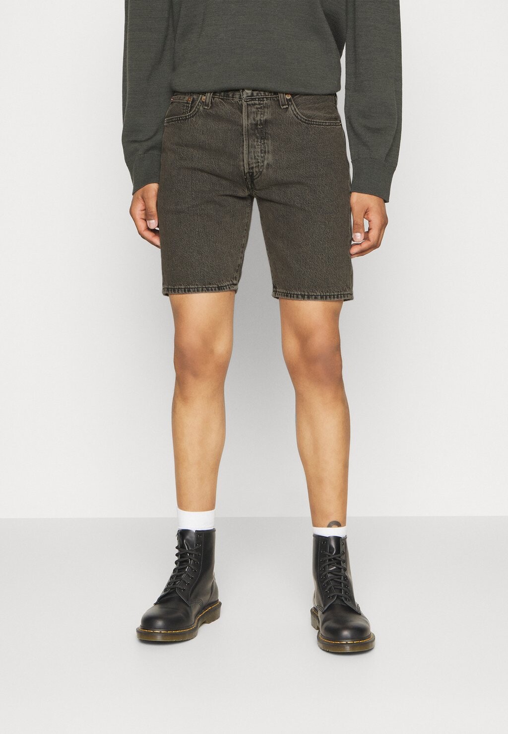 

Шорты джинсовые Levi's