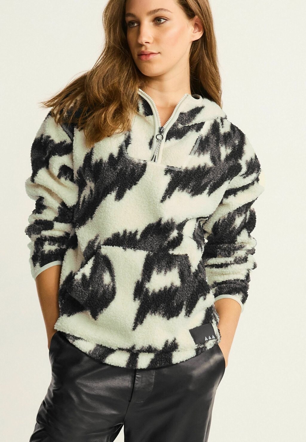 

Флисовый свитер BORG QUARTER Next, цвет monochrome print