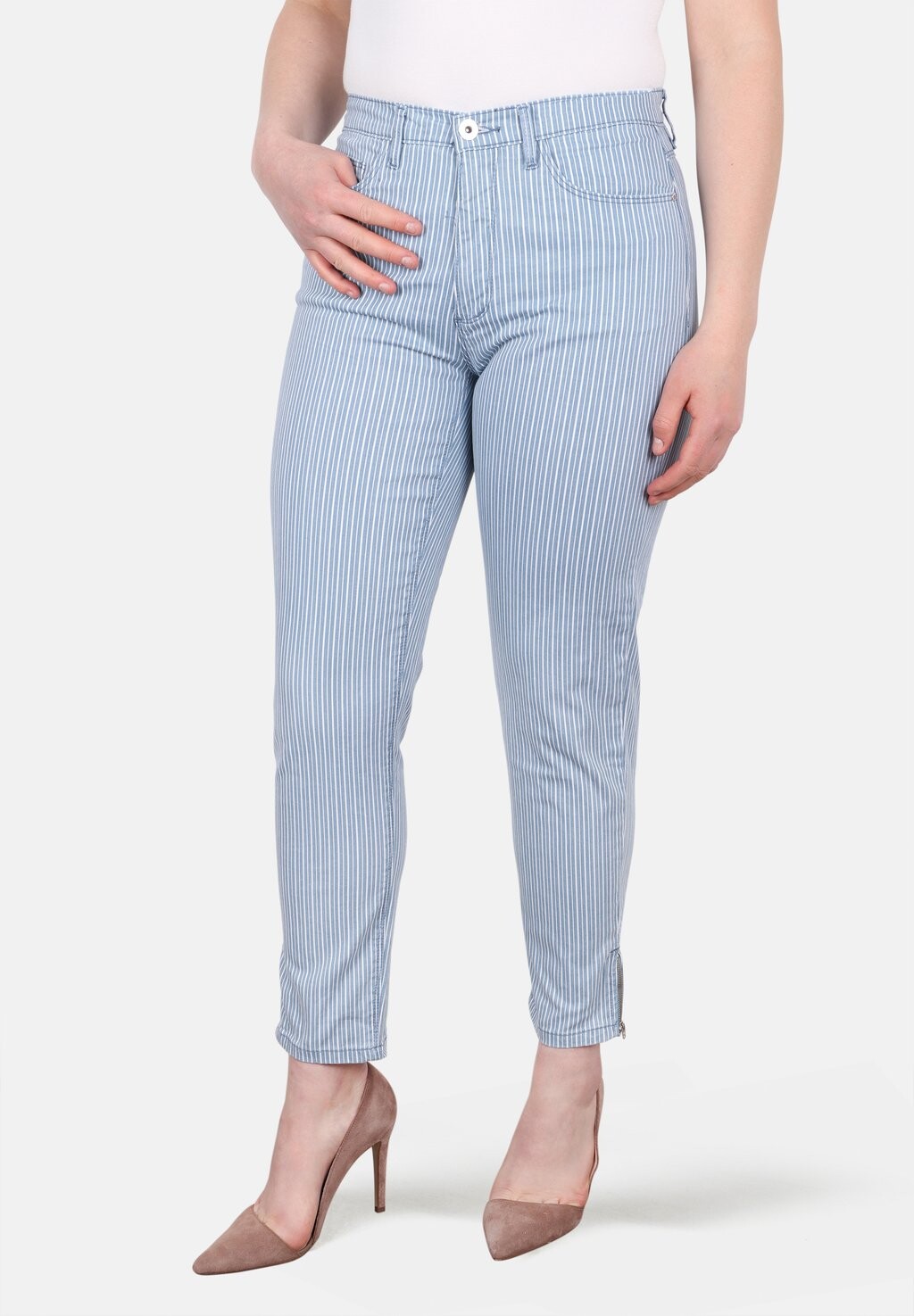 

Джинсы Tapered Fit Stooker Women