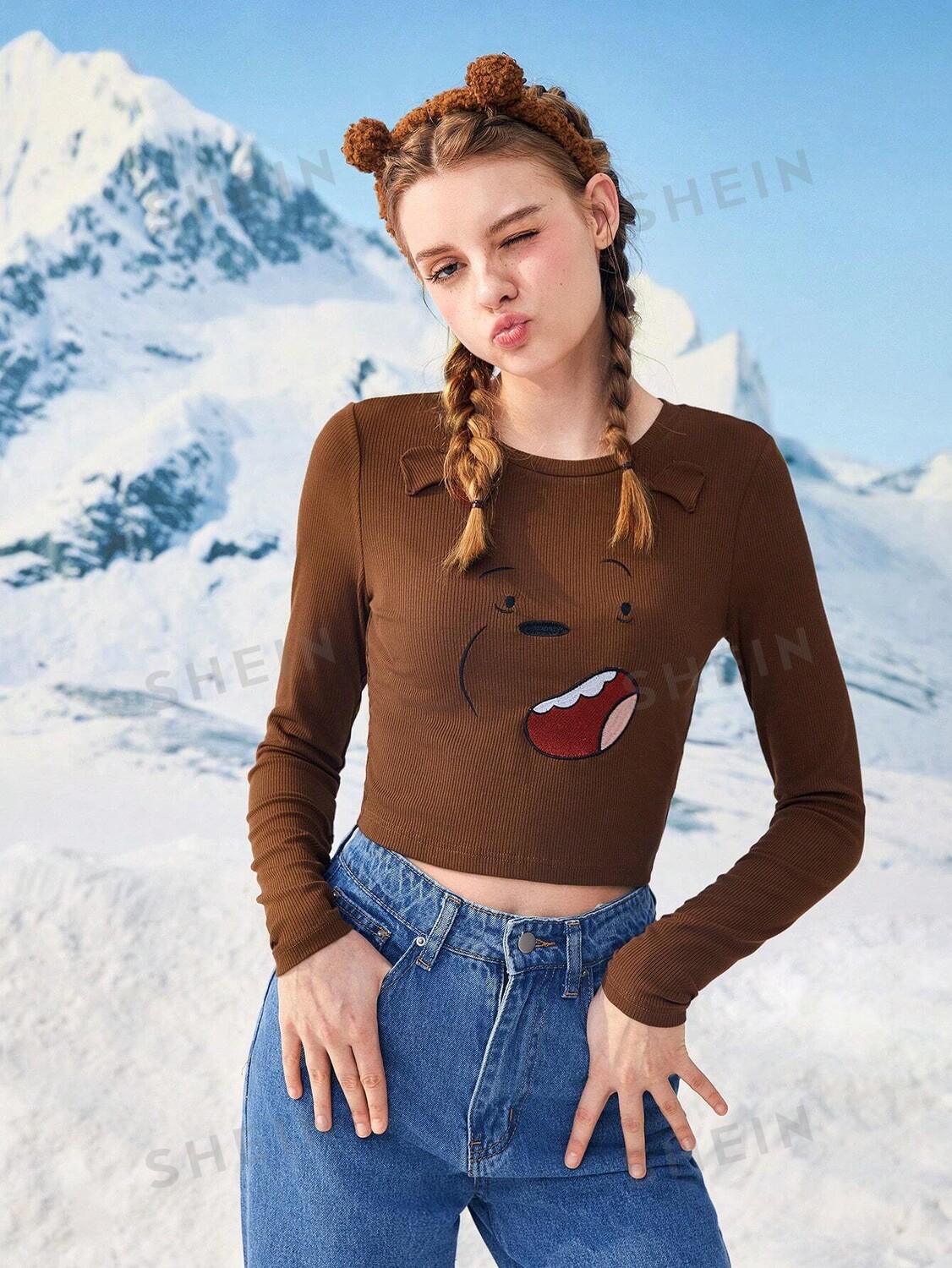 

Футболка укороченная Shein с вышивкой, коричневый