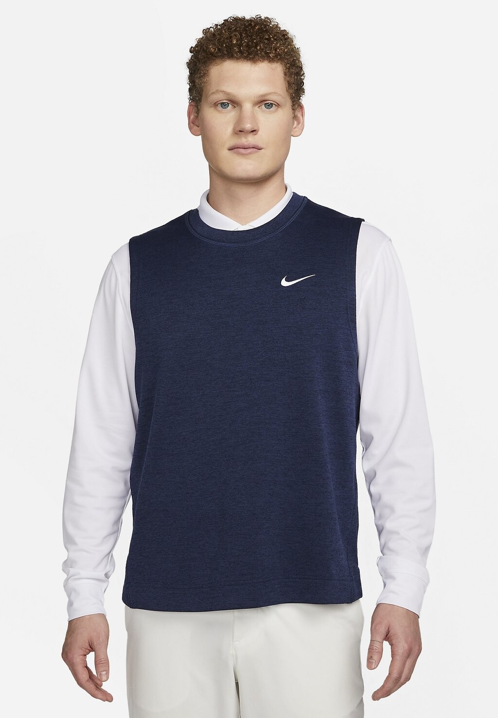 

Свитер Nike