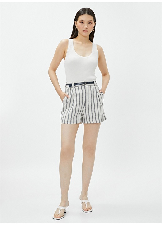 стандартные белые женские брюки с нормальной талией koton белый Стандартные темно-синие — белые женские шорты с высокой талией Koton
