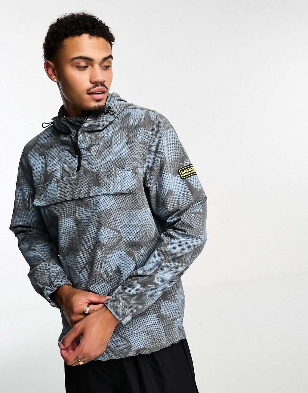 

Угольная рубашка с капюшоном Barbour International Stroke