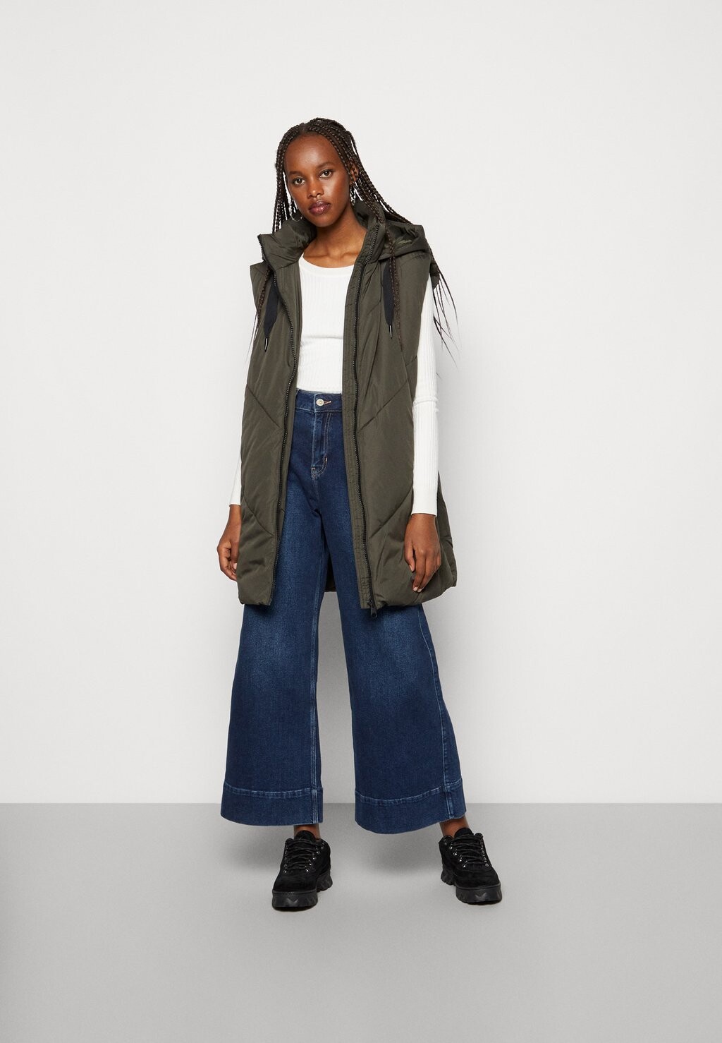 

Жилет Vero Moda