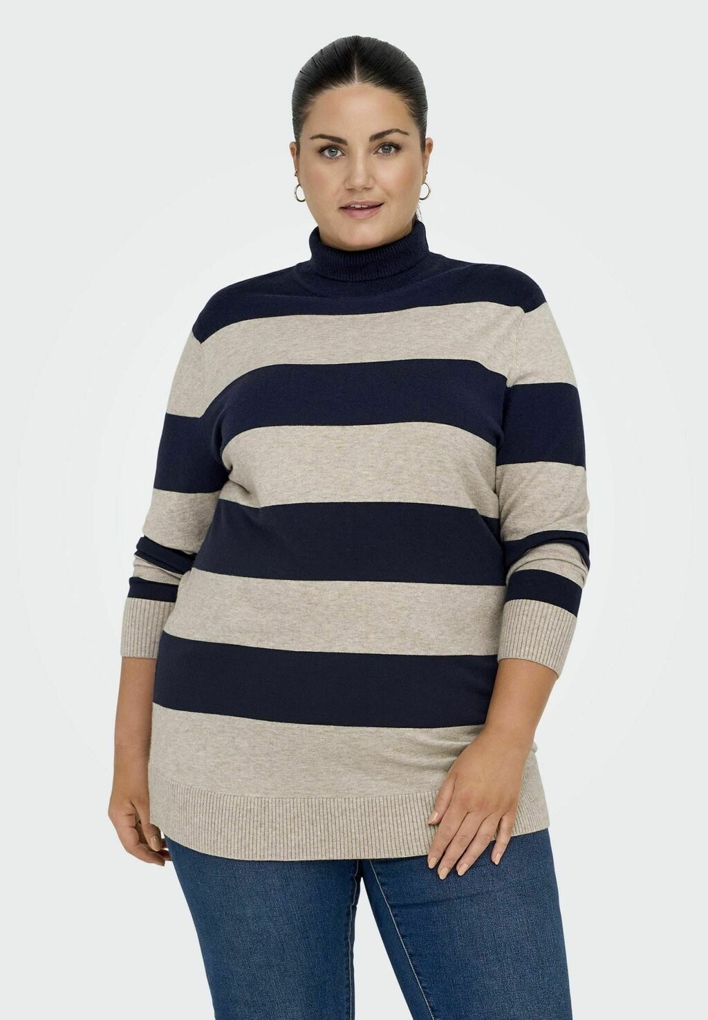 

Свитшот ONLY Carmakoma CURVY ROLLKRAGEN, цвет maritime blue