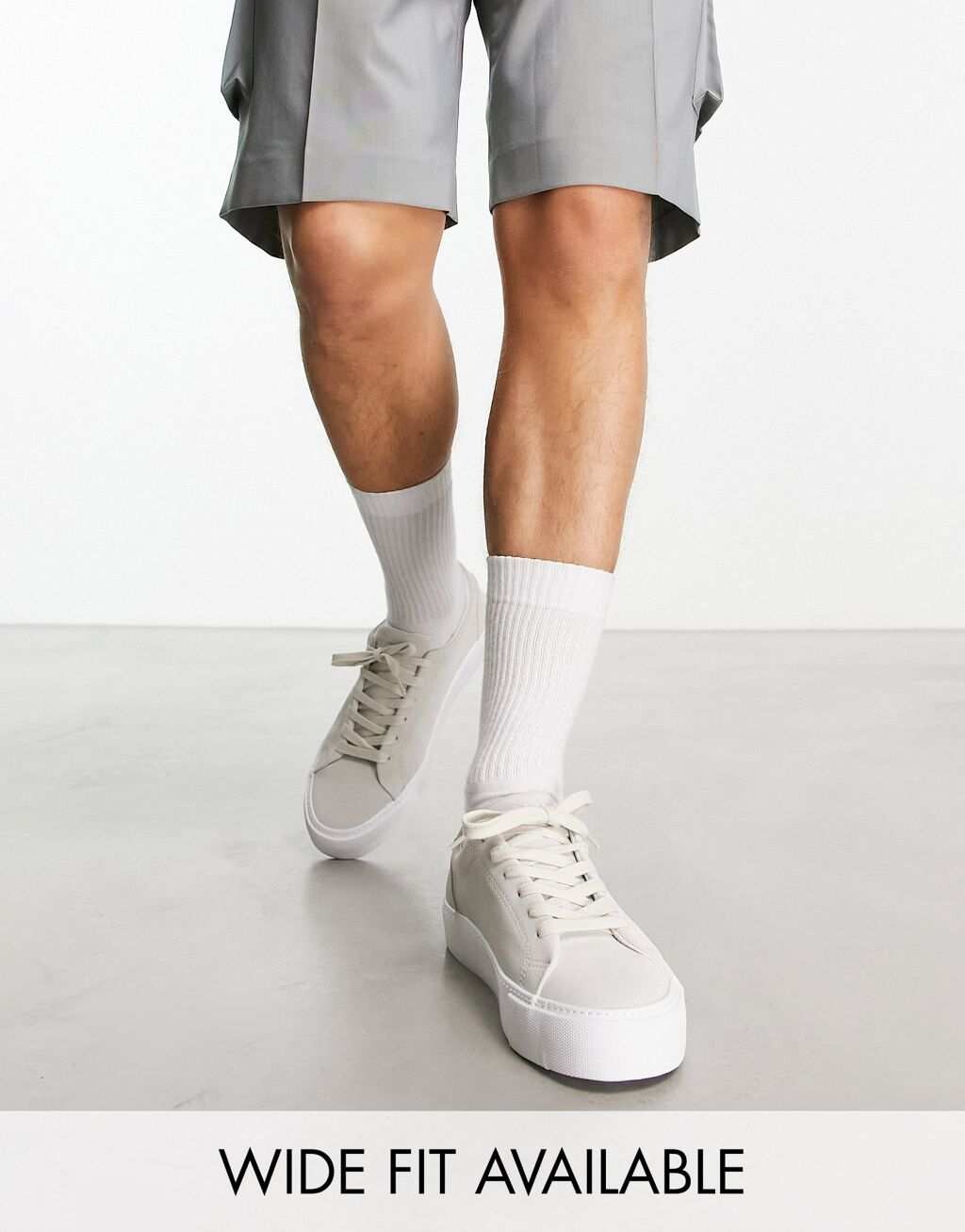 

Серые кроссовки из искусственной кожи на шнуровке ASOS DESIGN, Серый