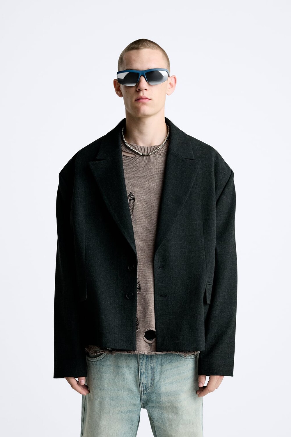 

Укороченный блейзер оверсайз в клетку ZARA, черный