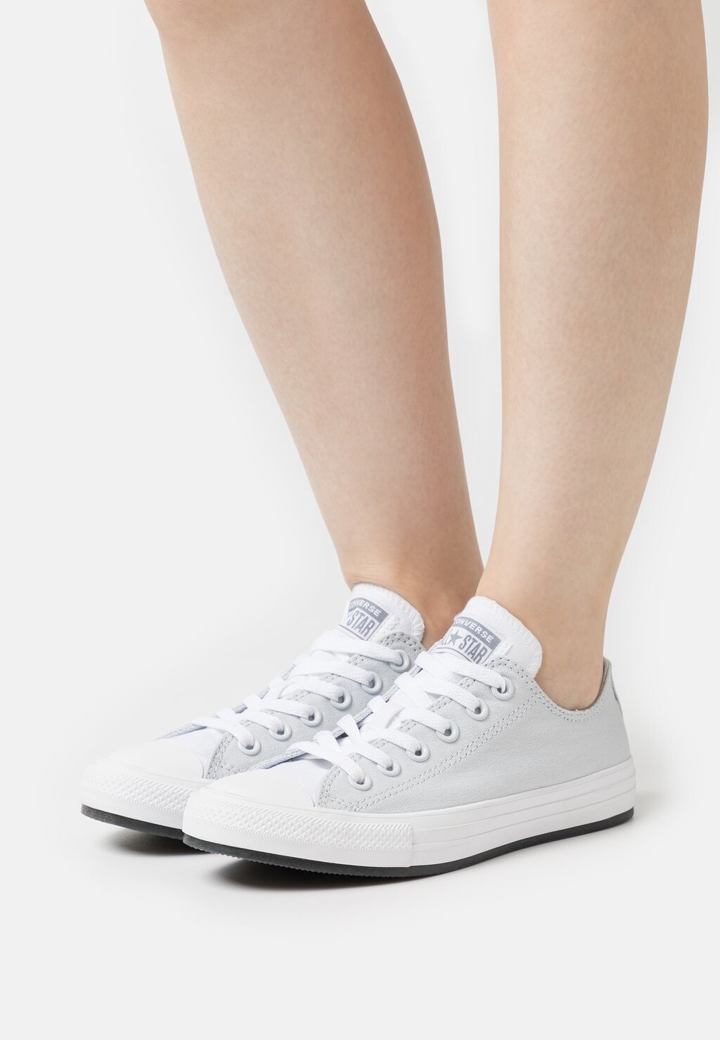 

Кроссовки Converse