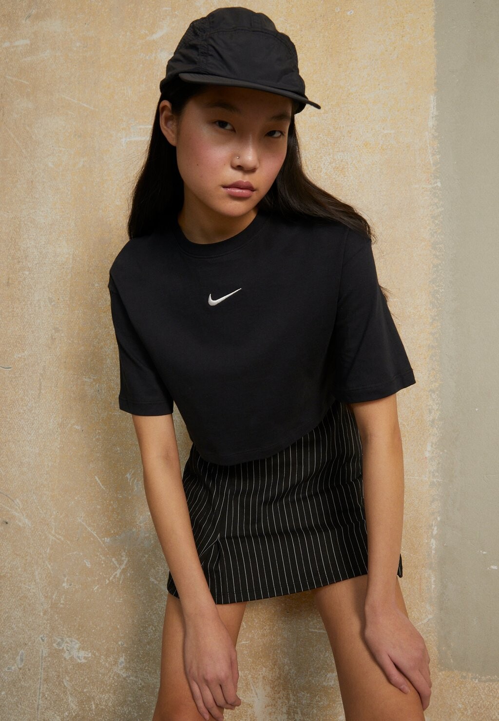 

Футболка с принтом Nike, черно-белый, Черный