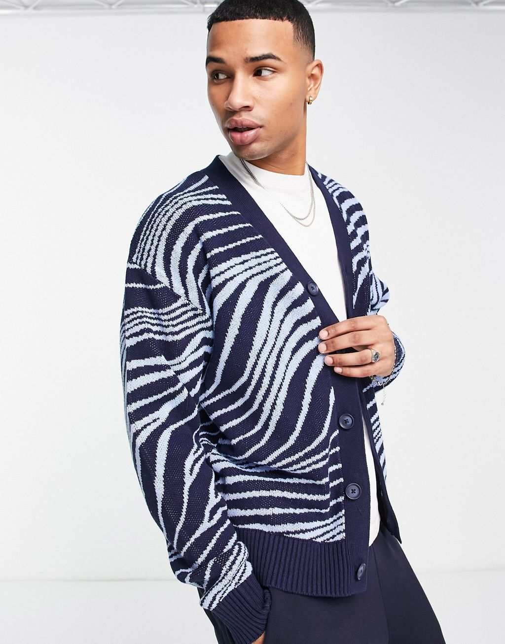 

Вязаный кардиган синего цвета с рисунком зебры Jack & Jones Originals, Синий