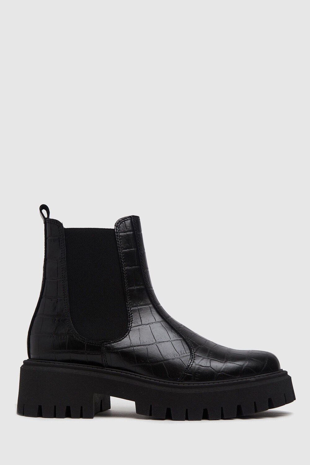 

Черные кожаные ботинки челси Avelina на толстой подошве Schuh, черный