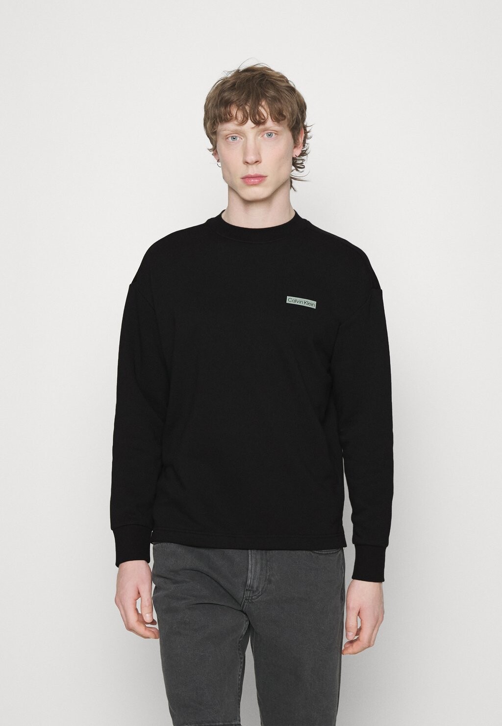 

Толстовка Calvin Klein, черный