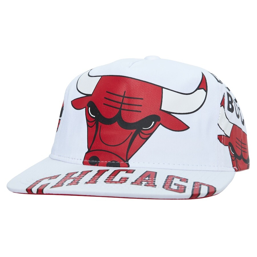 

Бейсболка Mitchell & Ness Chicago Bulls, белый