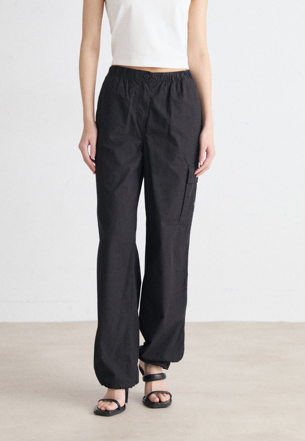 Брюки-карго PANT Calvin Klein Jeans, цвет black брюки карго plus straight calvin klein jeans plus цвет black