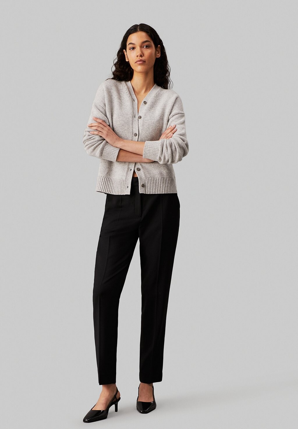 

Брюки SLIM TAPERED Calvin Klein, черный