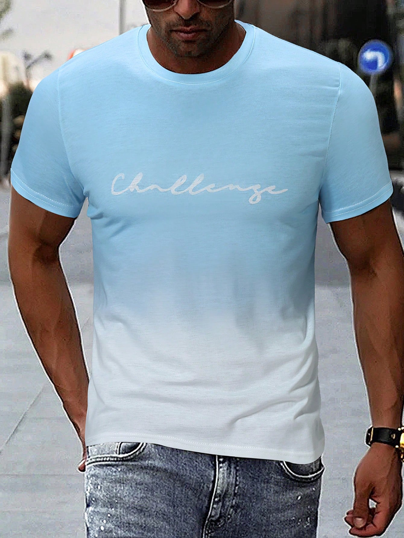 цена Мужская футболка с короткими рукавами и буквенным принтом Manfinity Homme, голубые