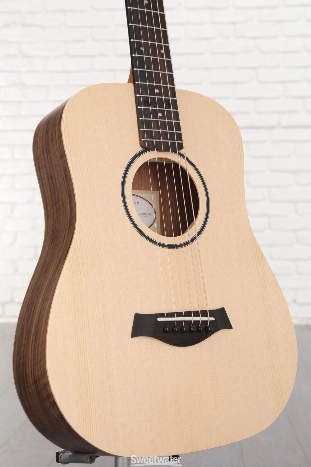 

Taylor Baby Taylor BT1 Акустическая гитара для левой руки из орехового дерева - натуральная ель ситкинская