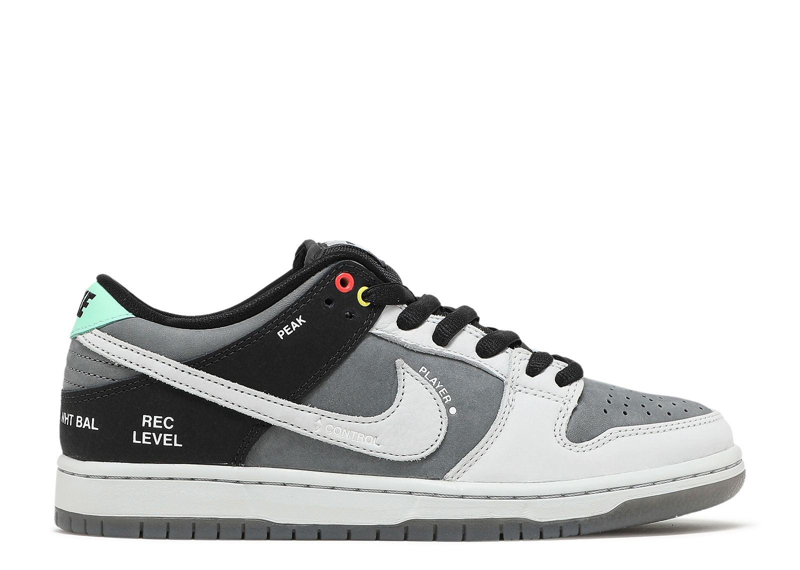 Кроссовки Nike Dunk Low Sb 'Camcorder', серый