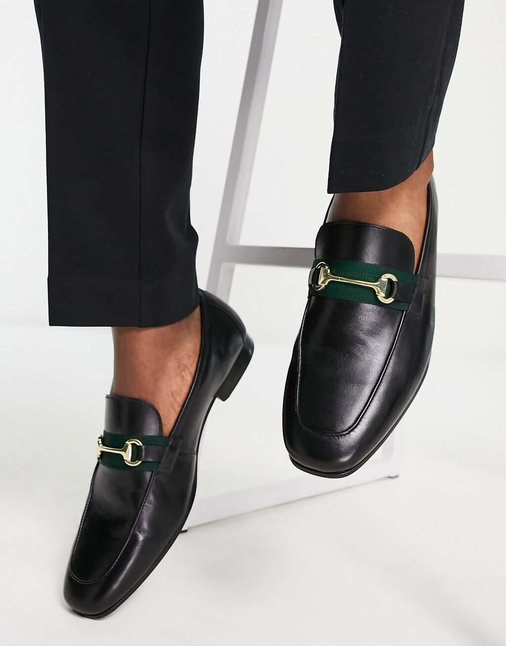

Черные лоферы с трензелем Walk London Capri