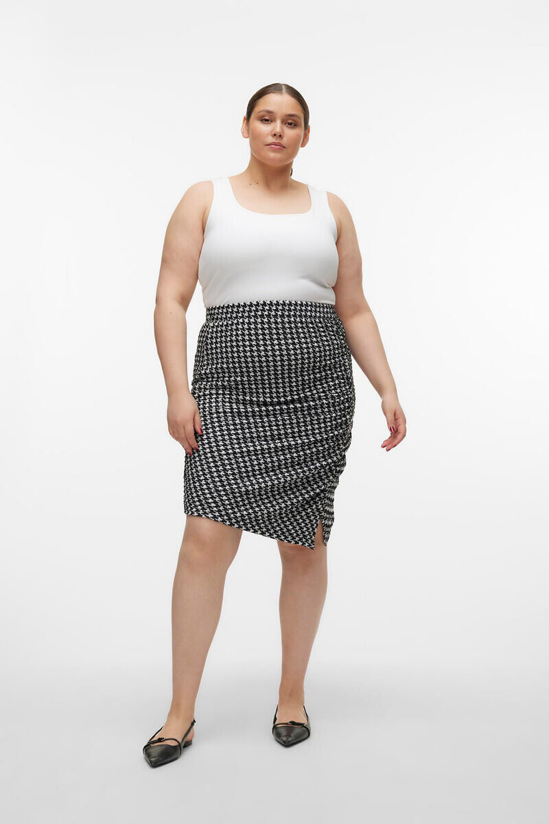 

Короткая юбка с узором «гусиные лапки» Vero Moda Curve, черный