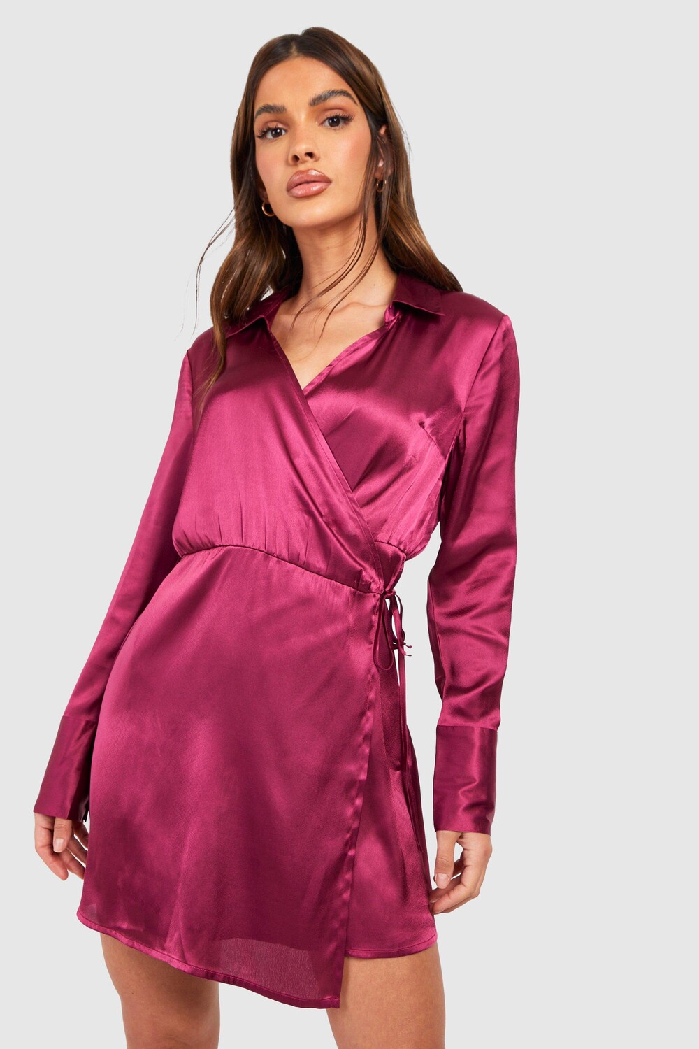 

Платье-рубашка из атласа с поясом Boohoo, сиреневый, Фиолетовый