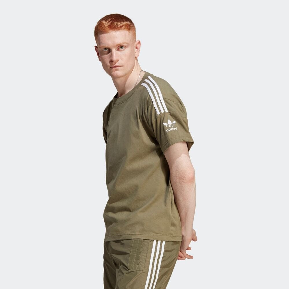

Футболка Adidas HR8944, Коричневый