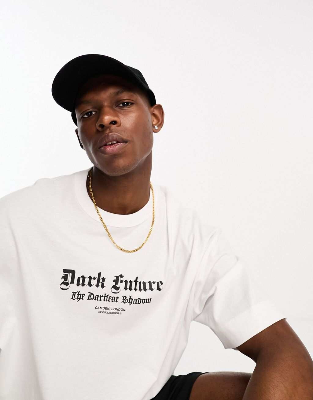 

Белая объемная футболка с небольшим логотипом на груди ASOS Dark Future, Белый
