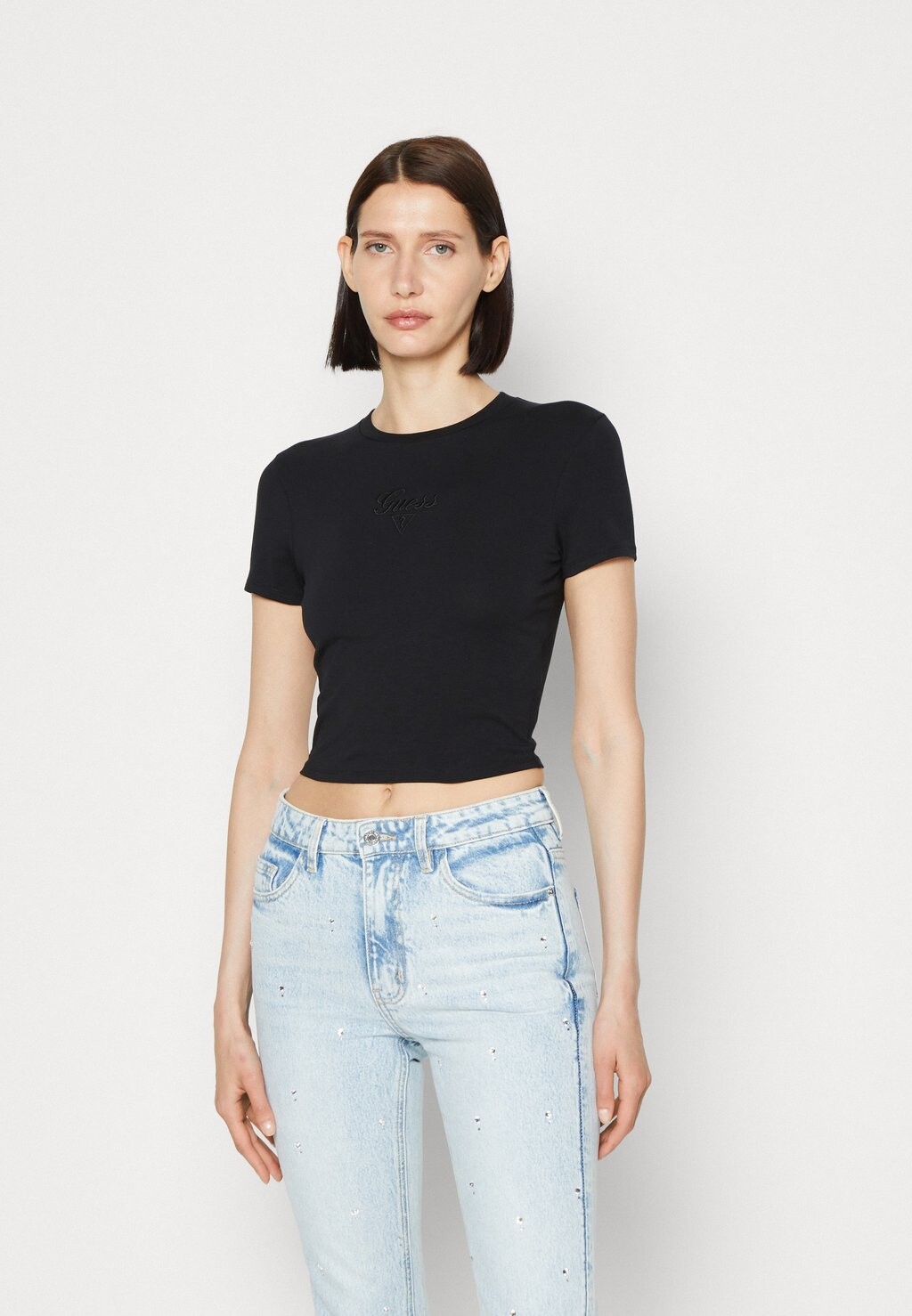 

Базовая футболка Guess Originals, черный