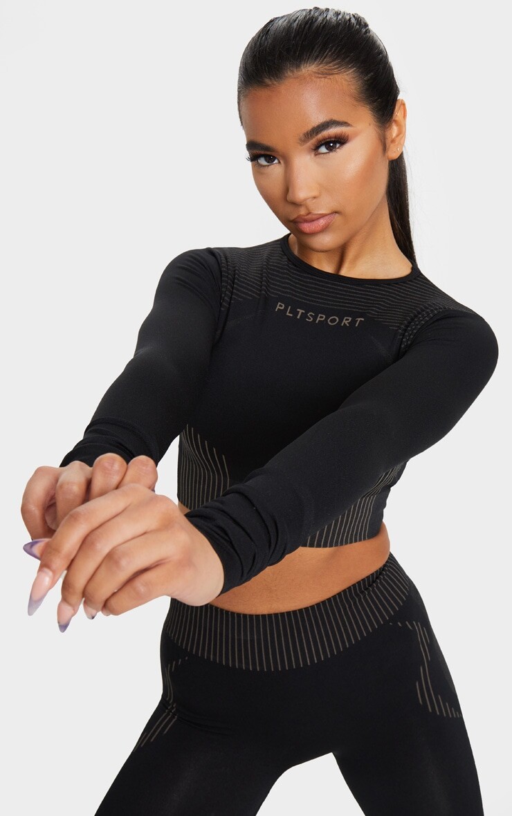 

PrettyLittleThing Черный бесшовный контурный топ с длинными рукавами