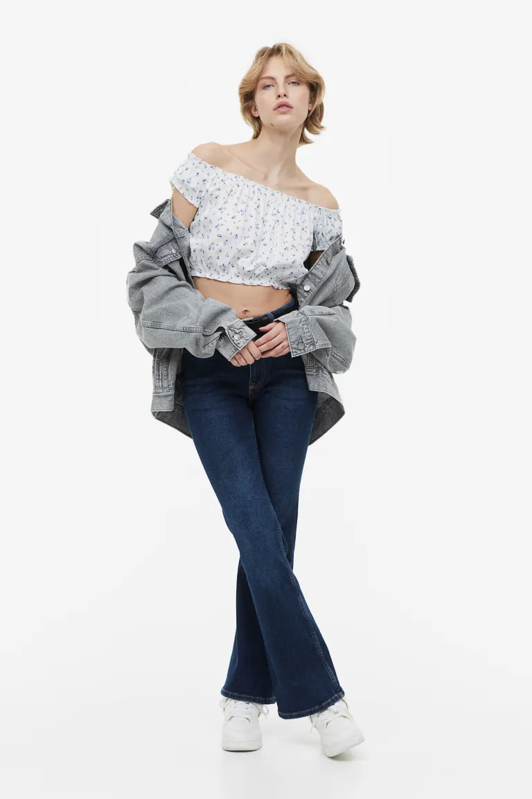Блузка с открытыми плечами и воланами H&M, белый фото