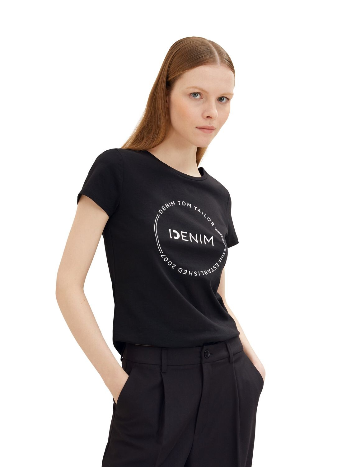 

Футболка TOM TAILOR Denim ROUND LOGO, черный