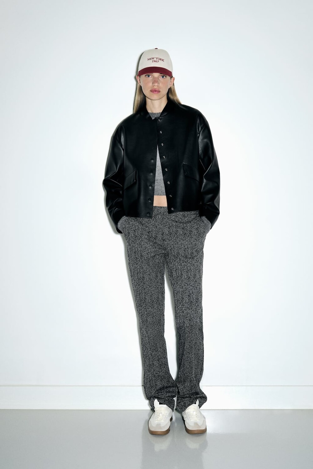 

Куртка с кожаным эффектом ZARA, черный