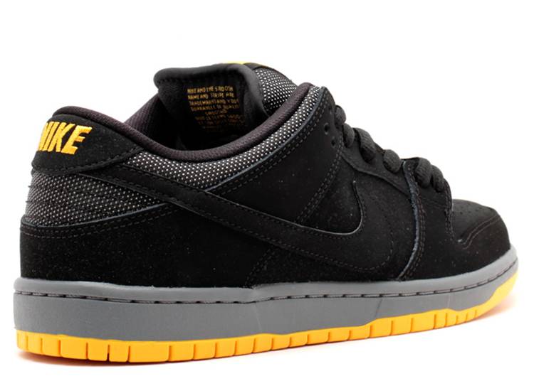 Nike sb dunk low pro black. Кроссовки Nike Adversary SB 'University Gold'.