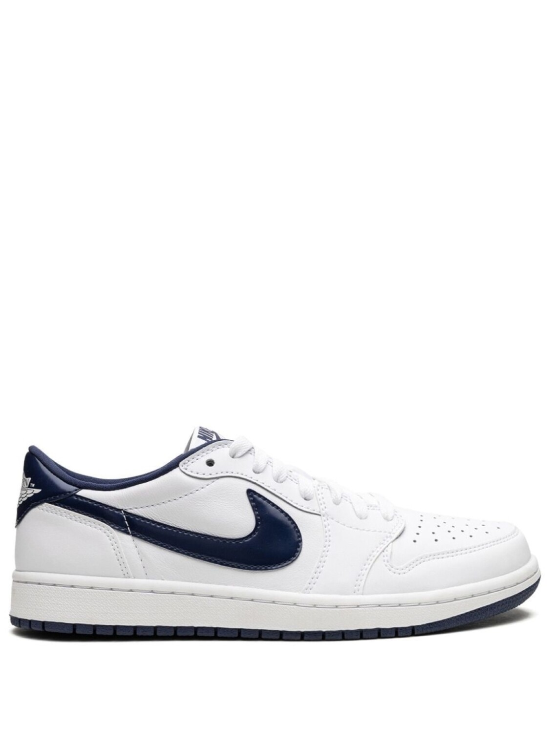 

Jordan кроссовки Air Jordan 1 Retro Low OG, белый, Белый;серый, Jordan кроссовки Air Jordan 1 Retro Low OG, белый