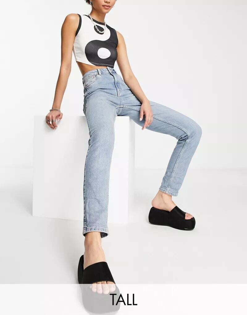 

Выцветшие удобные эластичные джинсы Topshop Mom