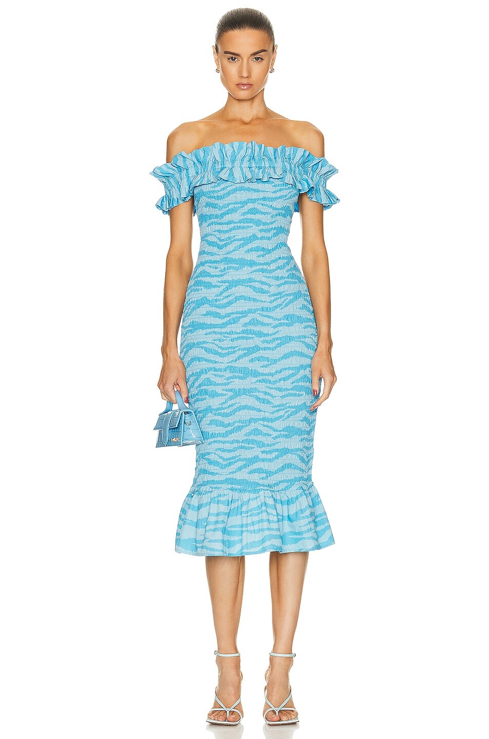 

Платье миди Ganni Off The Shoulder Smock, цвет Ethereal Blue