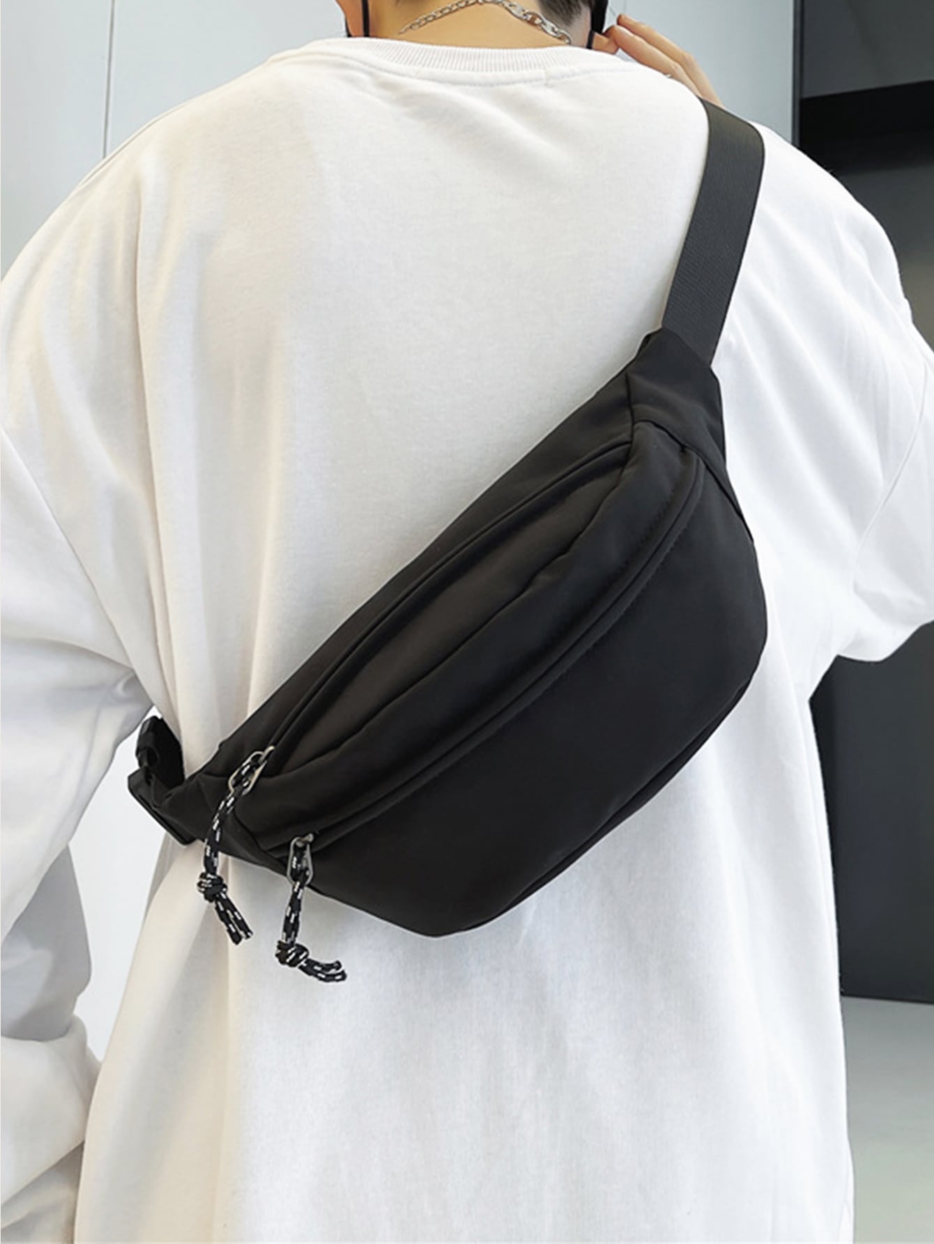 Универсальная однотонная мужская поясная сумка большой вместимости в уличном стиле, черный 1 шт однотонная нагрудная сумка на молнии черный