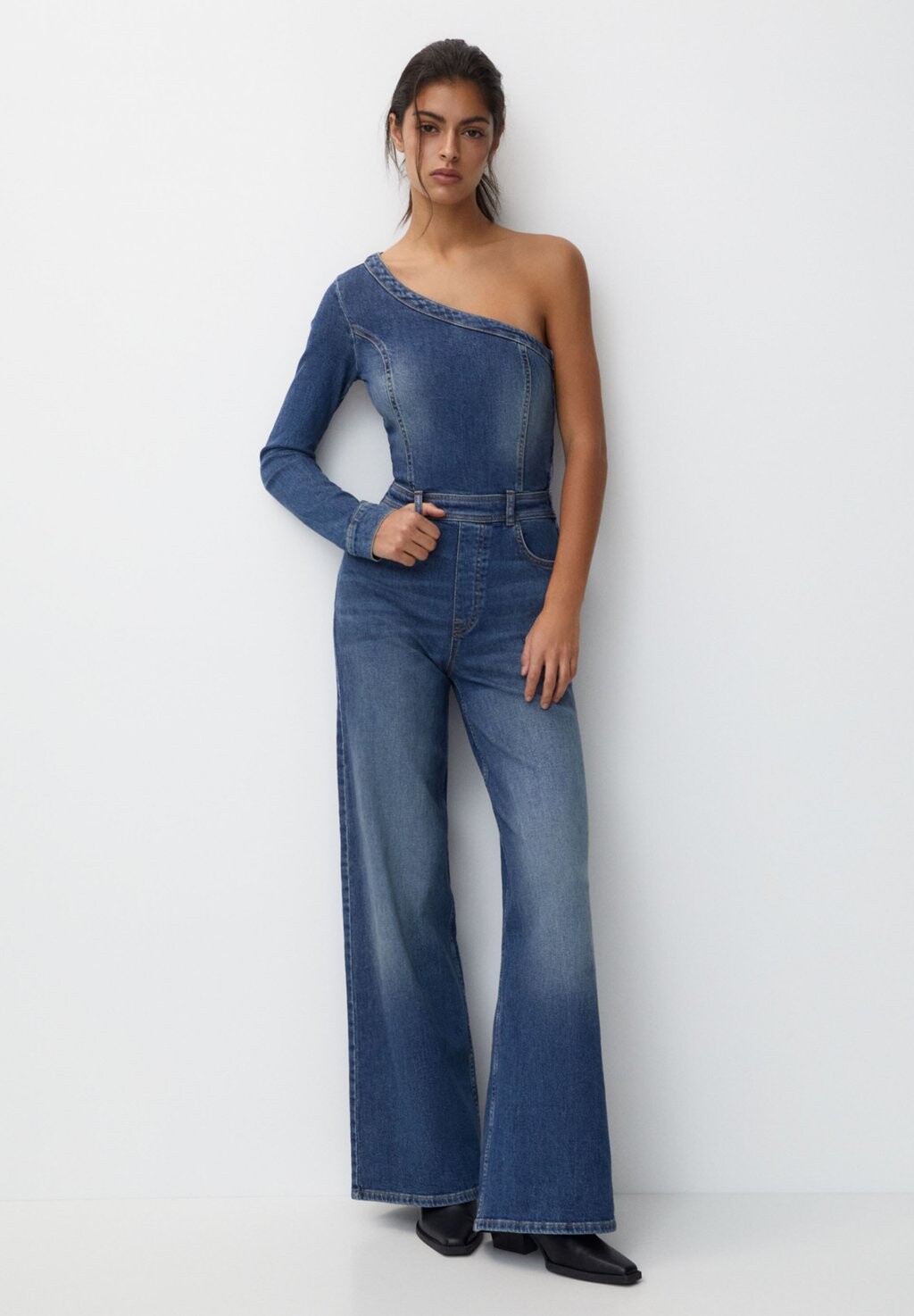 

Комбинезон ASYMMETRIC PULL&BEAR, цвет blue