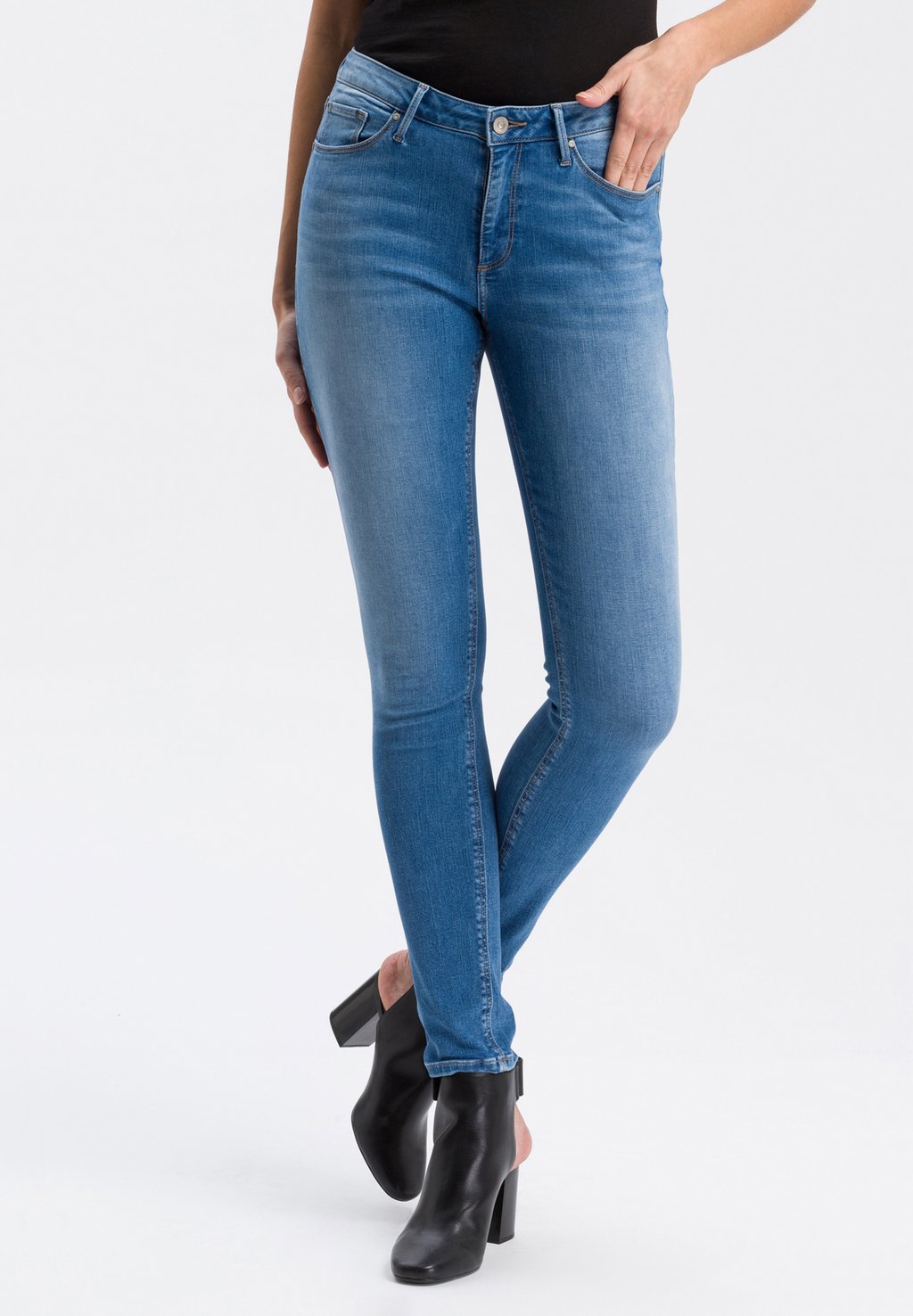 FG Leather Cross Jeans